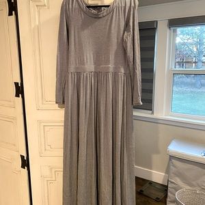 Black and white Long sleeve maxi dress